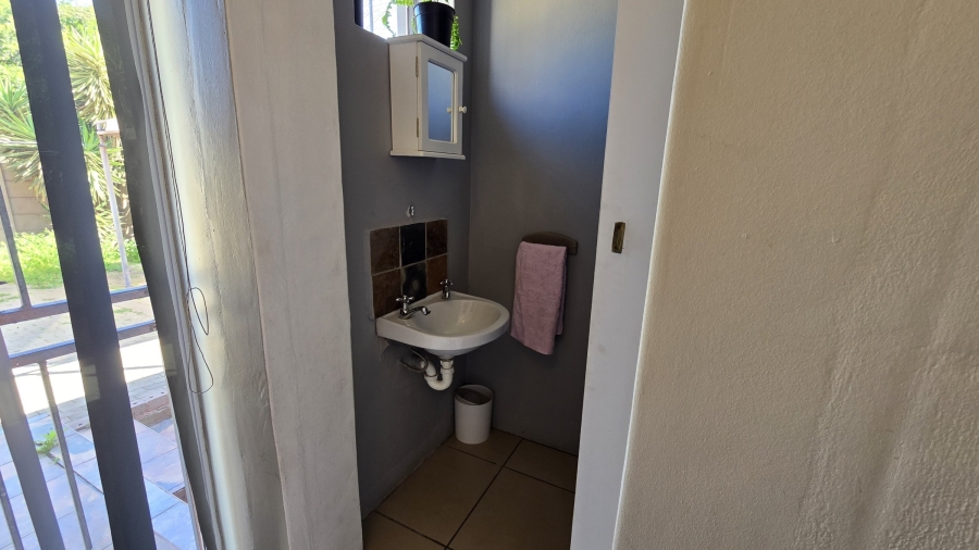 3 Bedroom Property for Sale in Vredenburg Western Cape